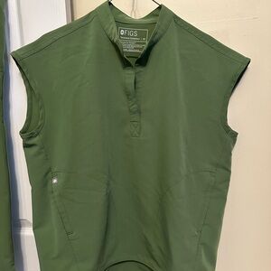 FIGS fern Green XS raphaela top and yola pants.   Pants XS regular length